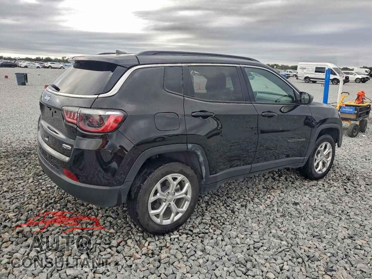 JEEP COMPASS 2024 - 3C4NJDBN4RT118572