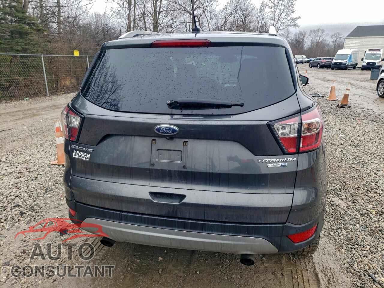 FORD ESCAPE 2017 - 1FMCU9JD7HUE32351