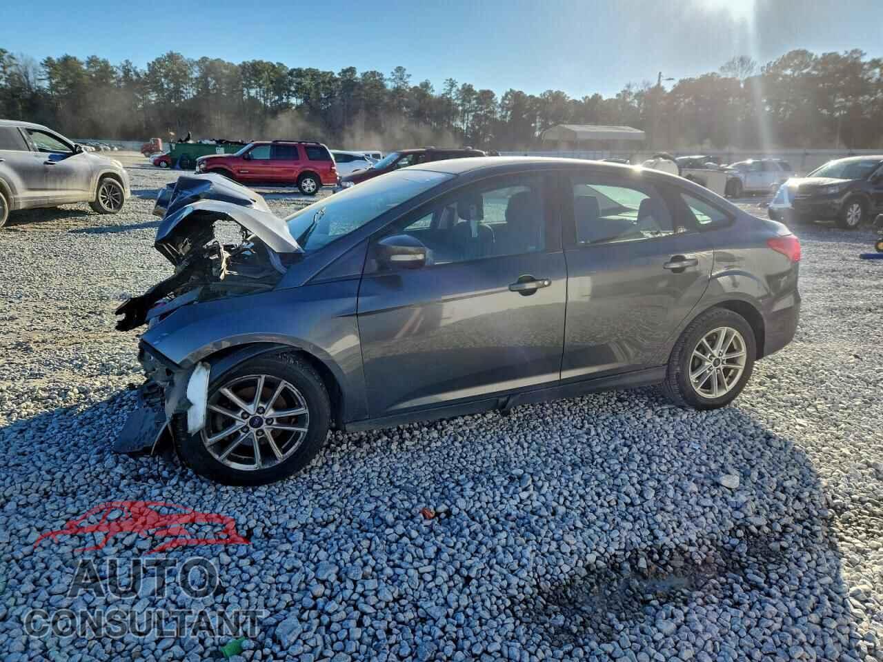 FORD FOCUS 2017 - 1FADP3F23HL232647