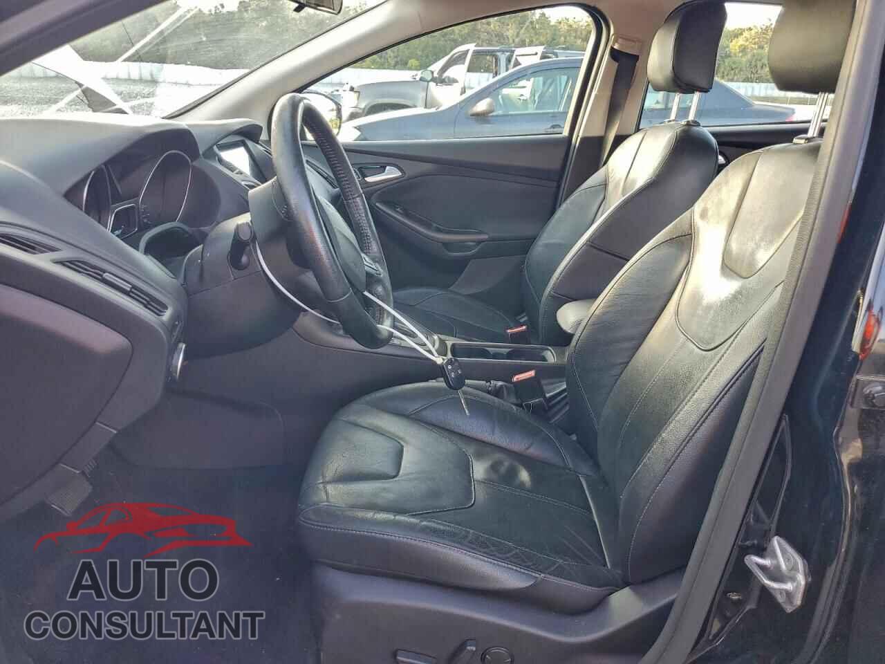 FORD FOCUS 2016 - 1FADP3K28GL402439