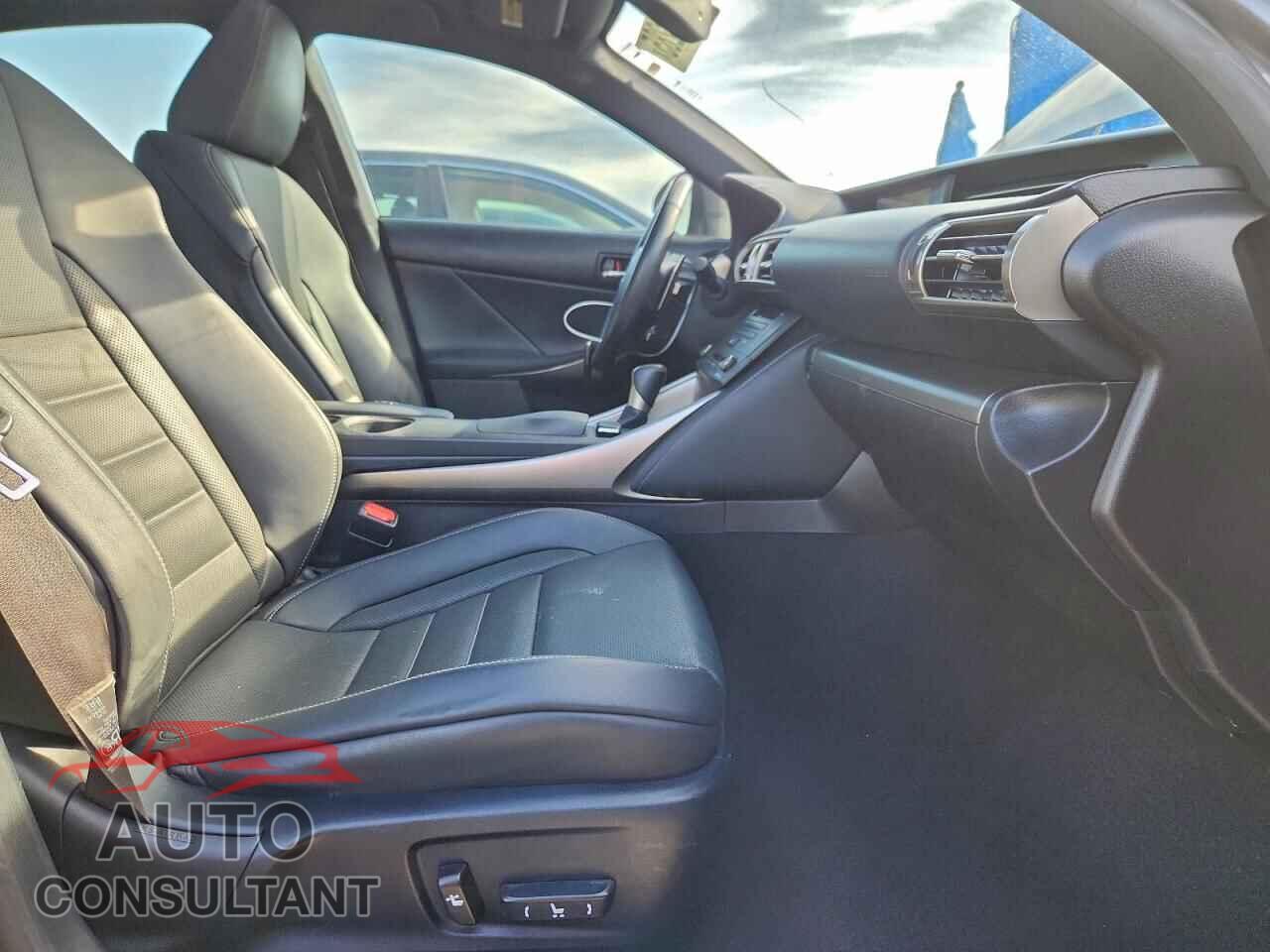 LEXUS IS 2015 - JTHBF1D23F5071714
