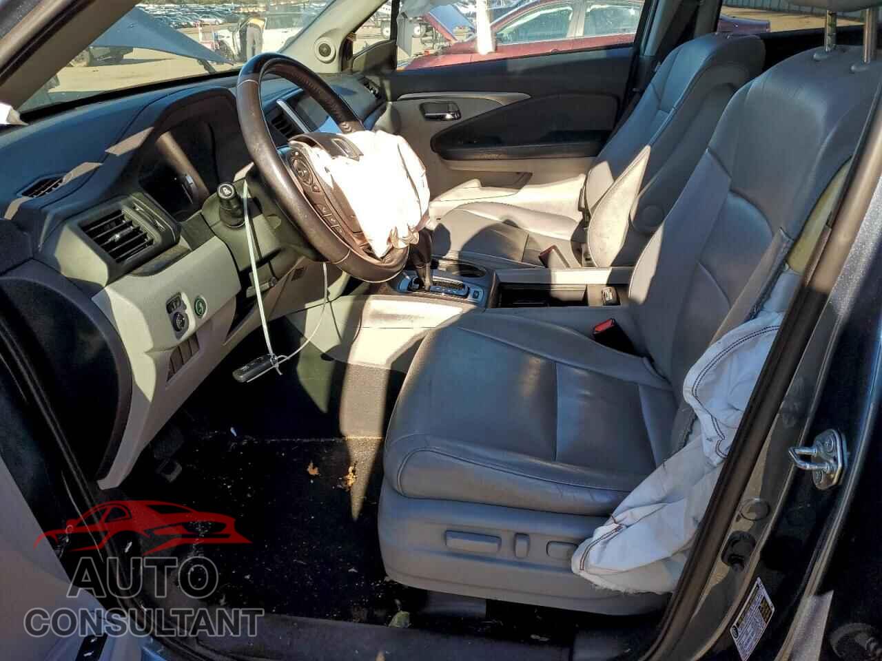 HONDA PILOT 2017 - 5FNYF6H55HB075813