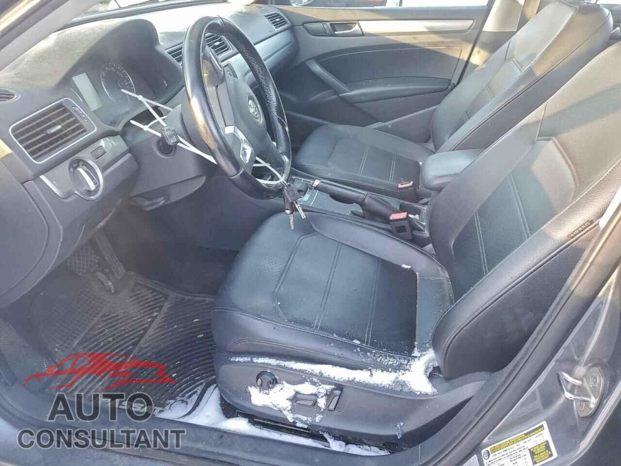 VOLKSWAGEN PASSAT 2015 - 1VWAT7A3XFC076505