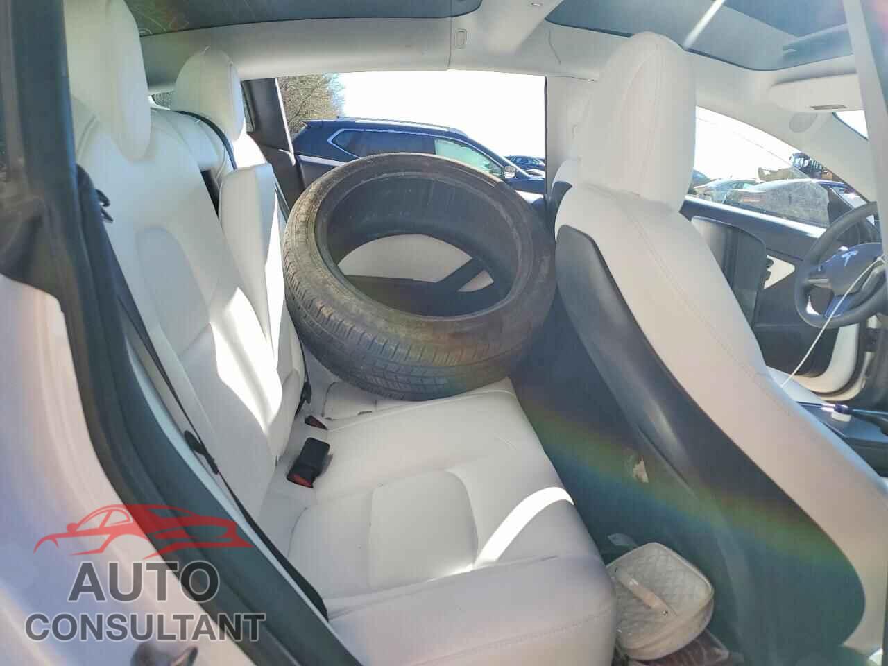TESLA MODEL 3 2021 - 5YJ3E1EA4MF840845