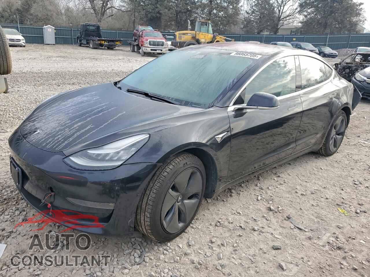 TESLA MODEL 3 2018 - 5YJ3E1EA1JF075590