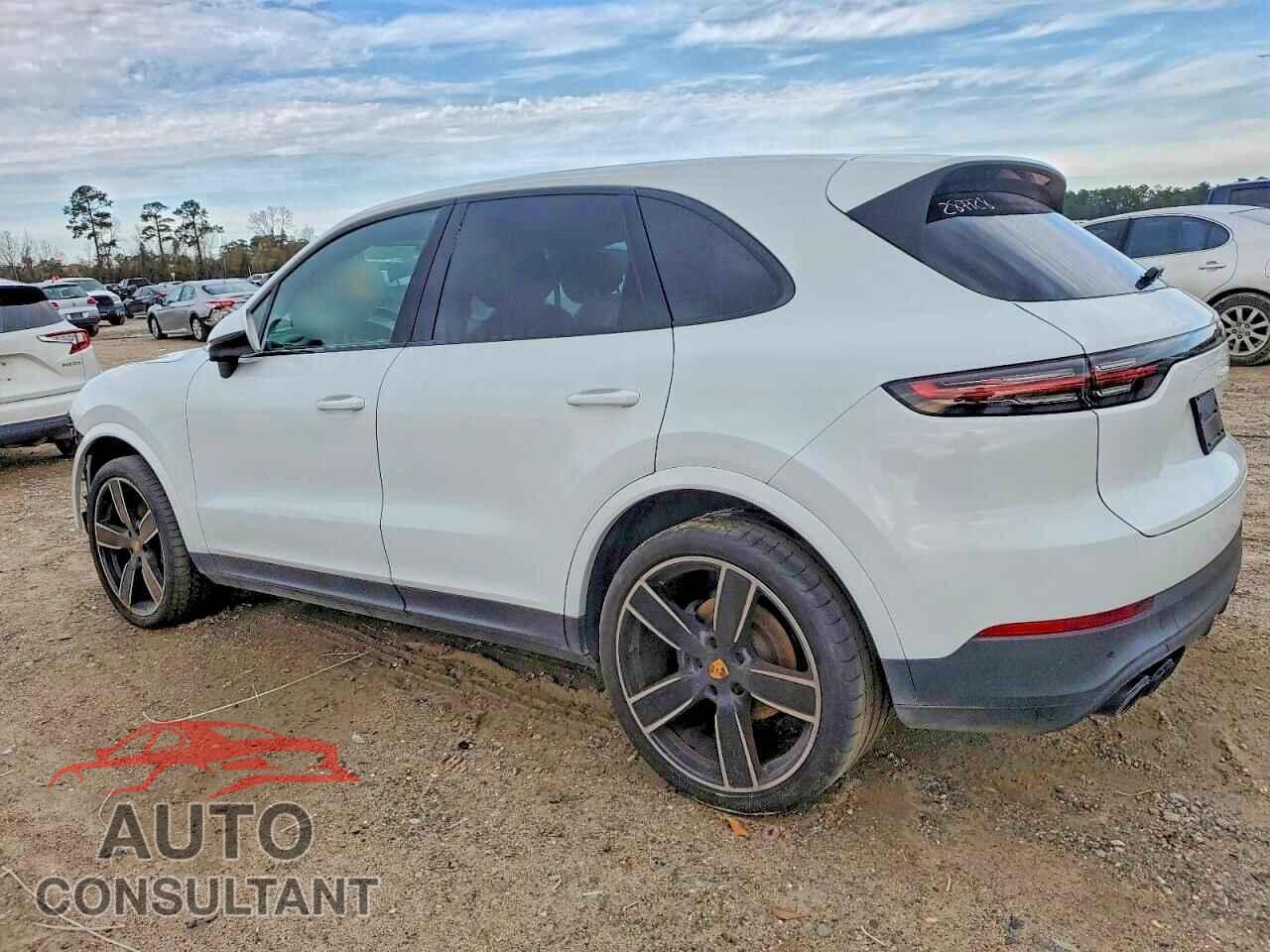 PORSCHE CAYENNE 2021 - WP1AA2AY2MDA09569