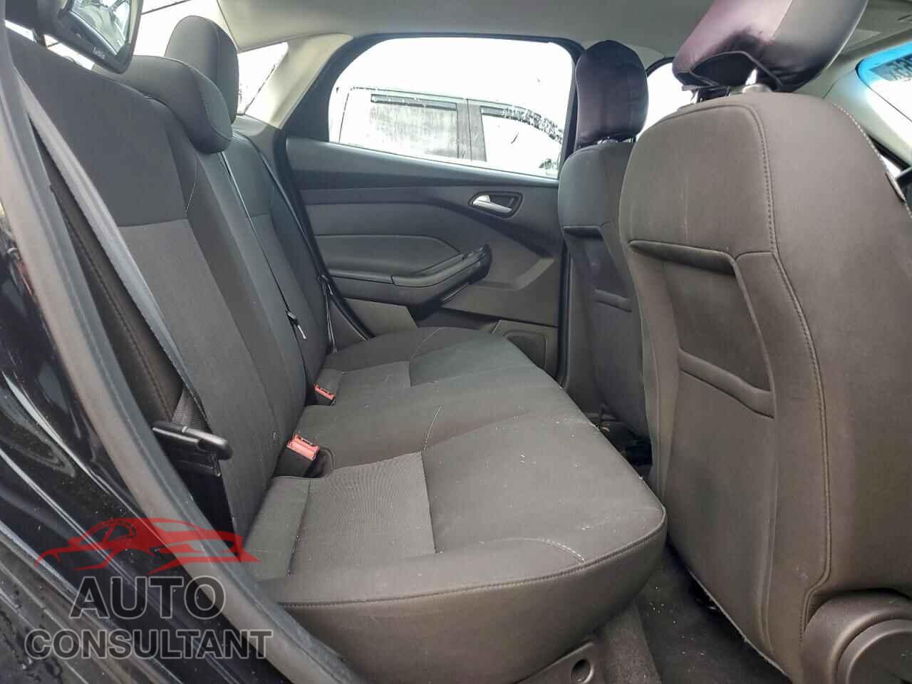 FORD FOCUS 2016 - 1FADP3FE2GL203701