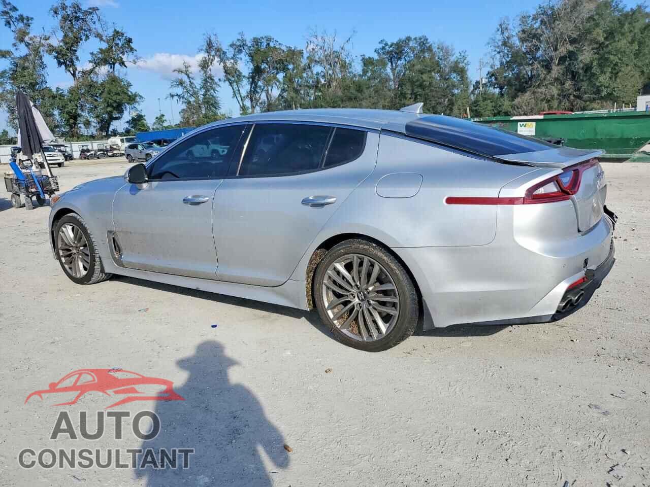 KIA STINGER 2018 - KNAE15LA5J6030949
