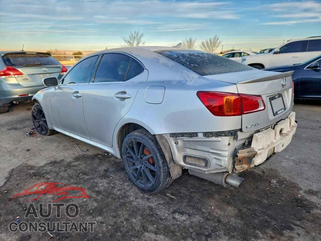 LEXUS IS 2010 - JTHCF5C2XA5037209