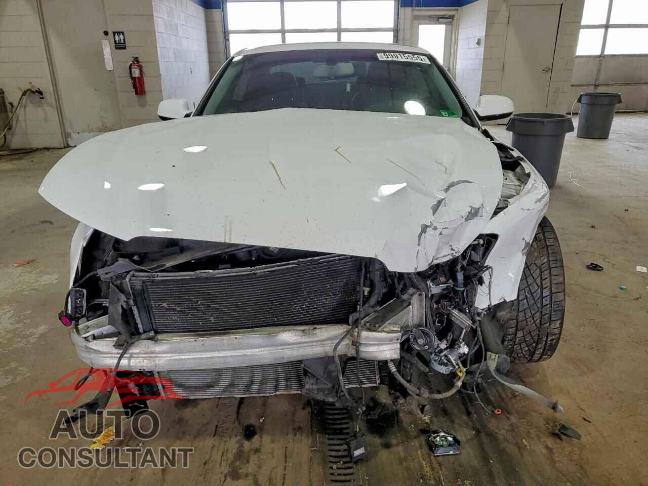 AUDI A5 2014 - WAUCFAFR1EA016052