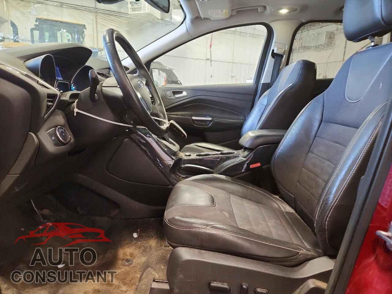 FORD ESCAPE 2013 - 1FMCU9J98DUA70889