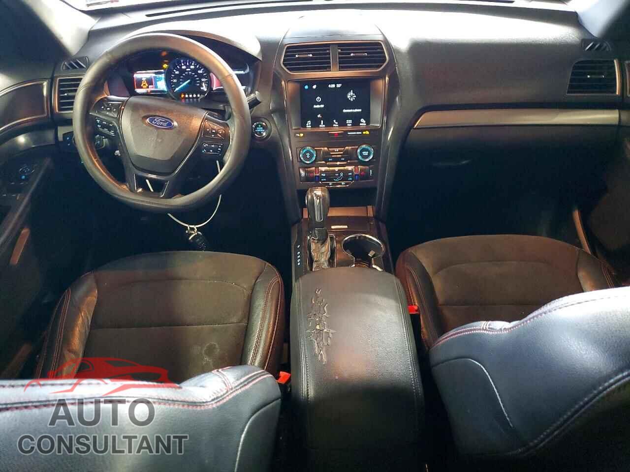 FORD EXPLORER 2018 - 1FM5K7D88JGC92171