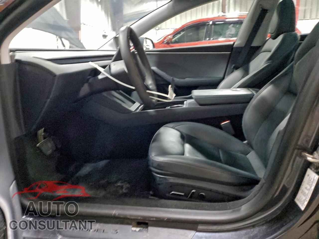 TESLA MODEL 3 2024 - 5YJ3E1EA1RF727247