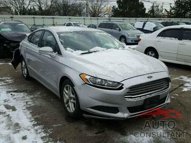 FORD FUSION 2015 - 1FA6P0H72F5113876