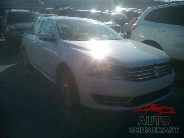 VOLKSWAGEN PASSAT 2013 - 1VWBP7A30DC112756