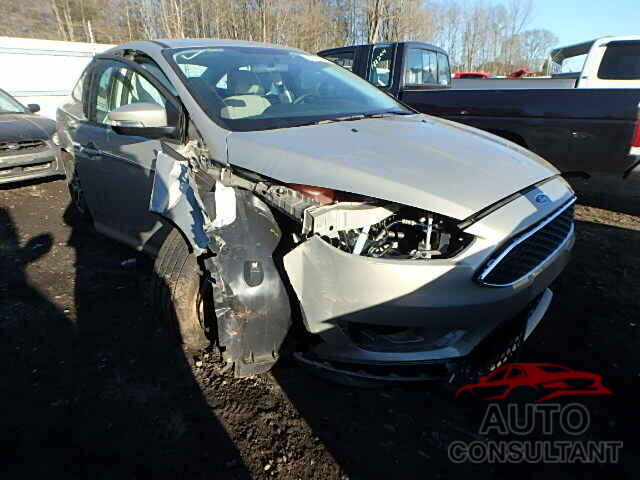 FORD FOCUS 2015 - 1FADP3F21FL321565