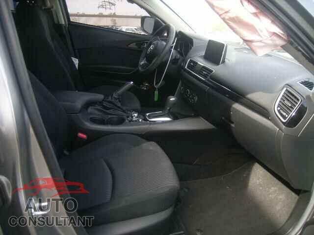 MAZDA 3 2016 - 3MZBM1U73GM283380