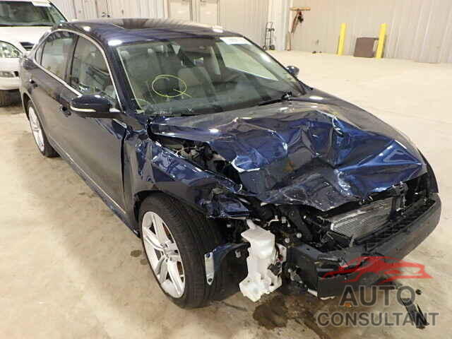 VOLKSWAGEN PASSAT 2015 - 1VWBV7A33FC037334