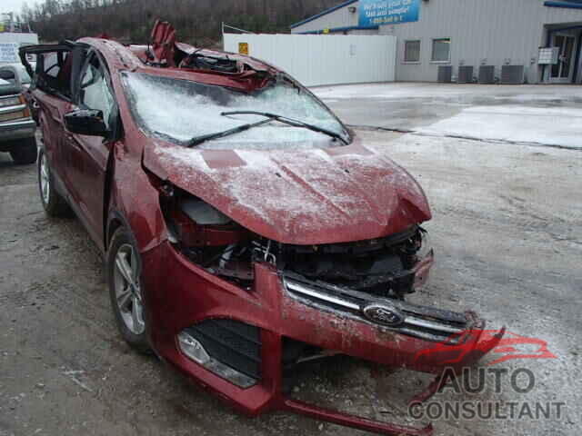 FORD ESCAPE 2015 - 1FMCU9G95FUA06240