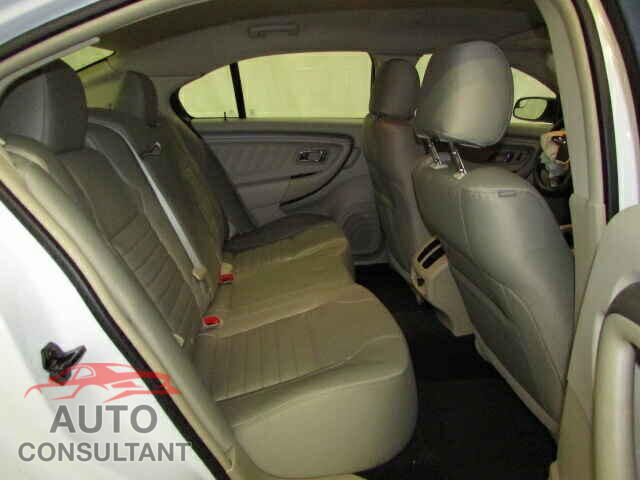 FORD TAURUS 2015 - 1FAHP2D86FG131529