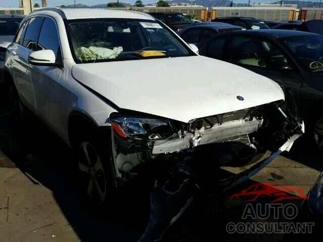 MERCEDES-BENZ GLC300 2016 - WDC0G4JB9GF056894