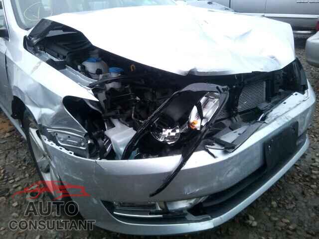 VOLKSWAGEN PASSAT 2015 - 1VWAT7A3XFC099802