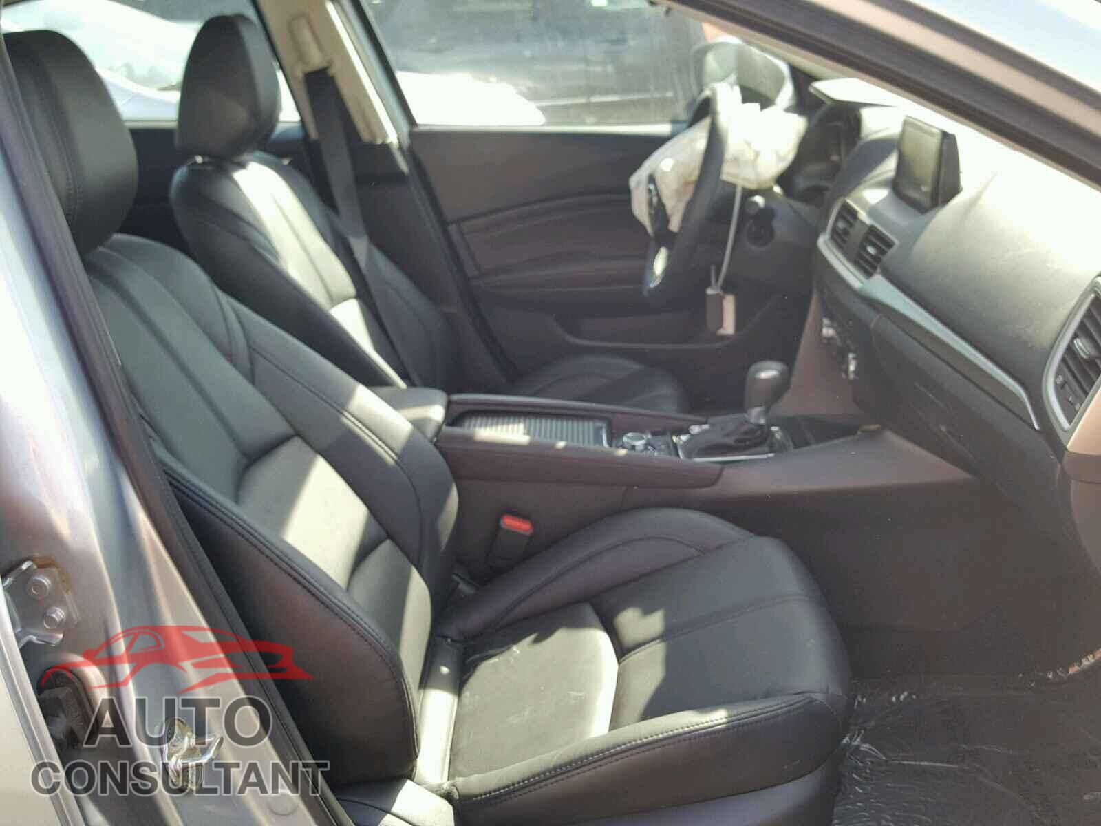 MAZDA 3 2017 - 3MZBN1L71HM150505