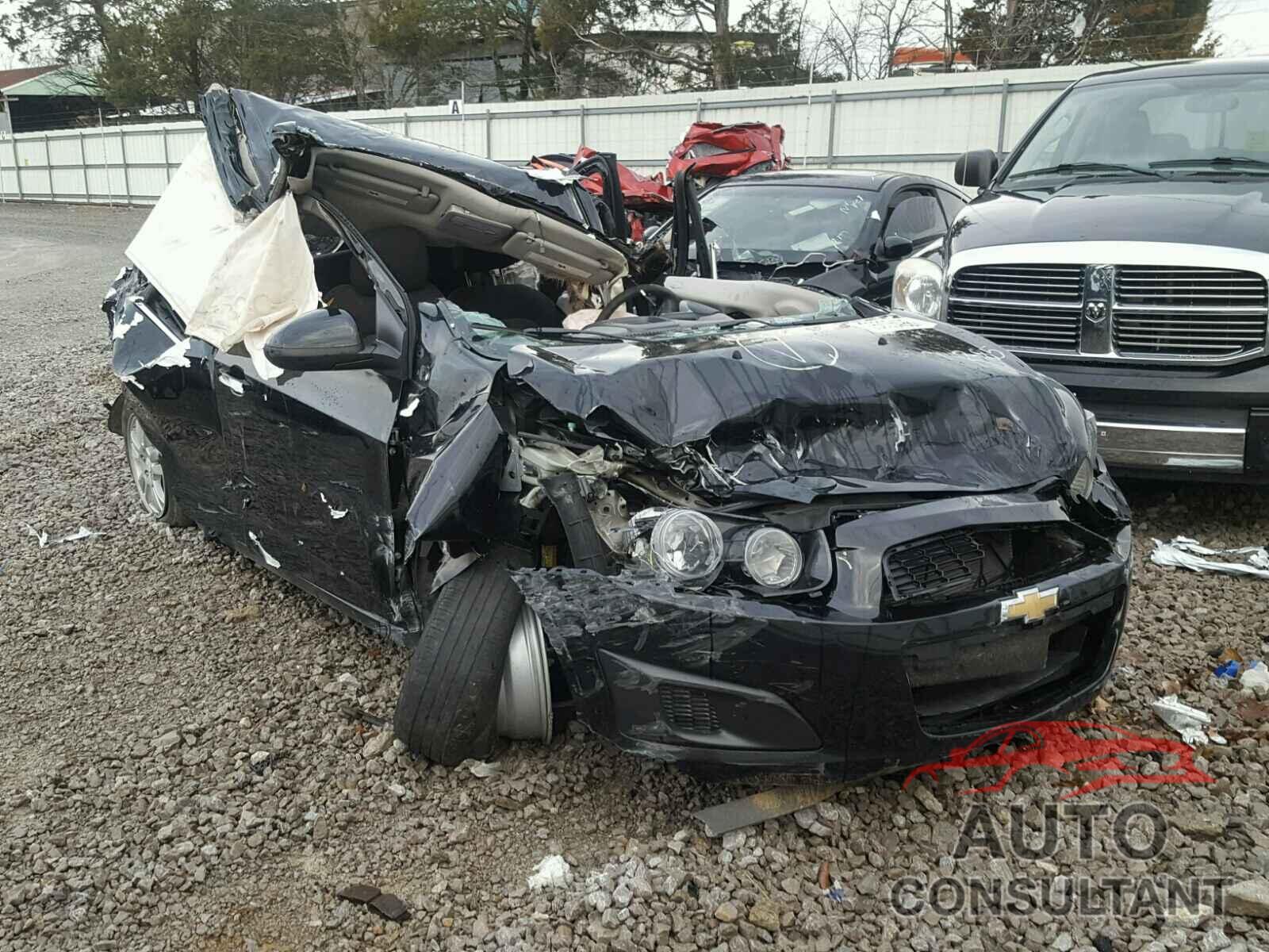 CHEVROLET SONIC 2016 - 1G1JC6SH1G4160997