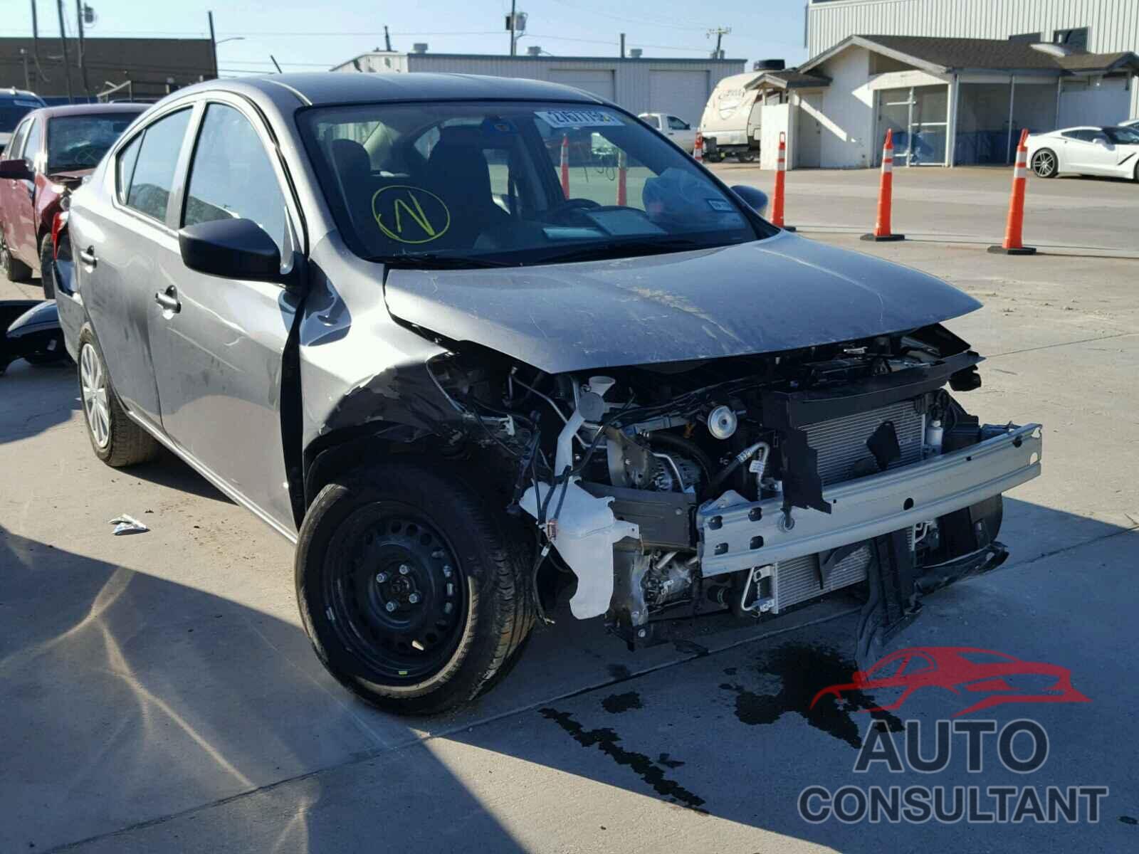 NISSAN VERSA 2017 - 3N1CN7AP4HL900596
