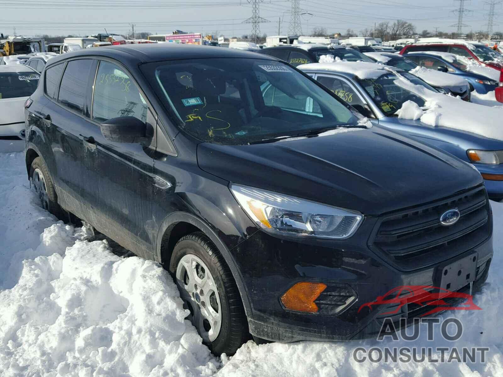 FORD ESCAPE 2017 - 1FMCU0F76HUC44810