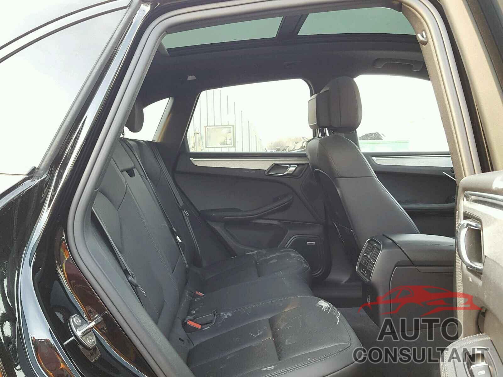 PORSCHE MACAN 2018 - WP1AA2A57JLB01722