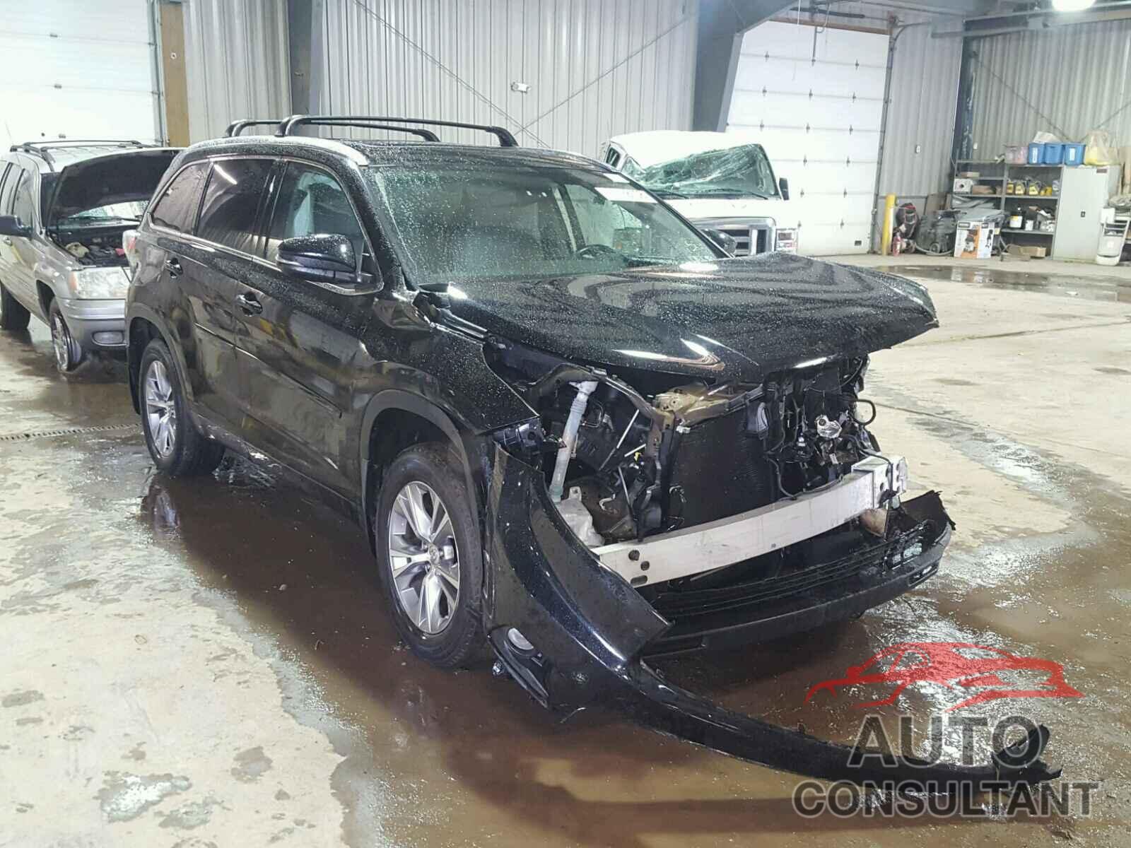 TOYOTA HIGHLANDER 2015 - LYV102RL5KB326802