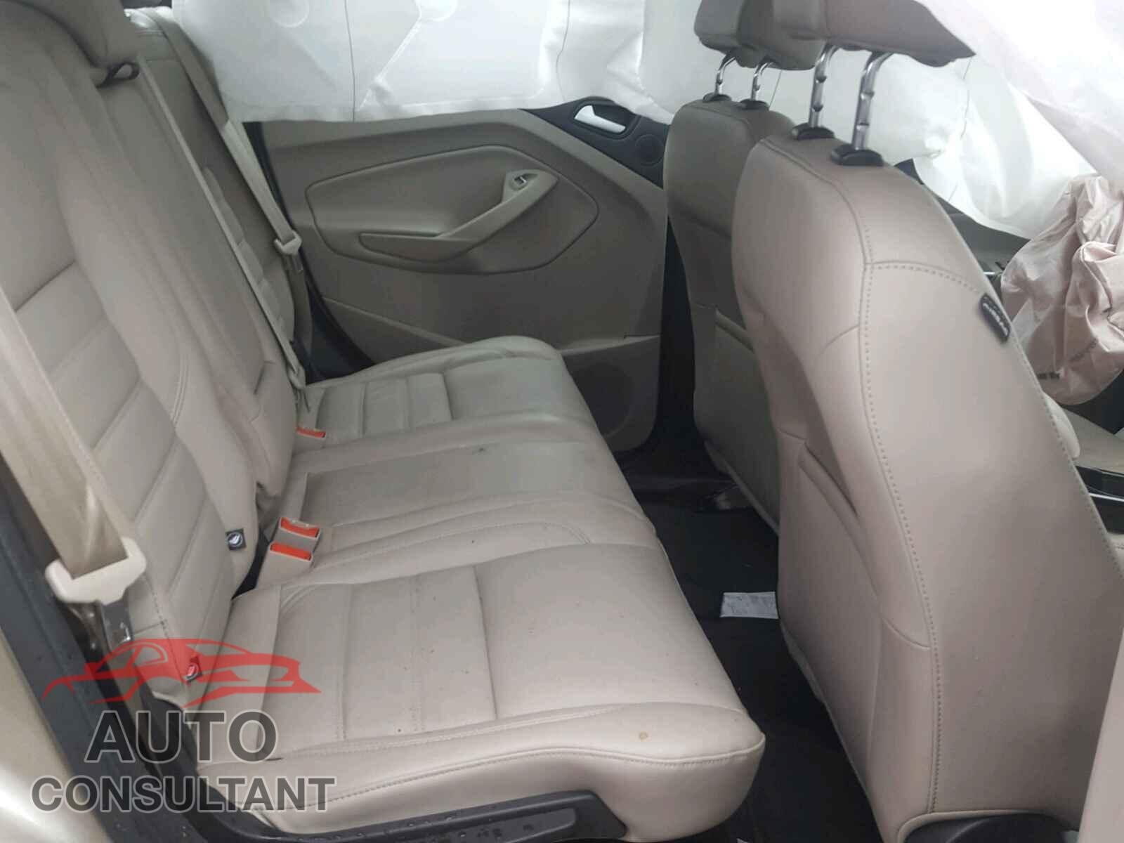FORD CMAX 2017 - 1FADP5DU0HL100686