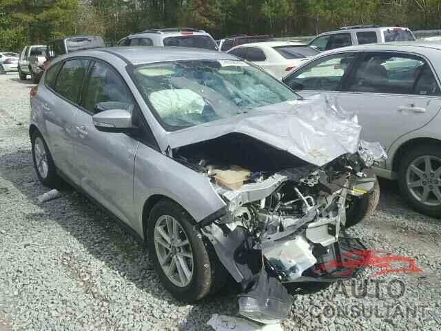 FORD FOCUS 2015 - 1FADP3K29FL327166