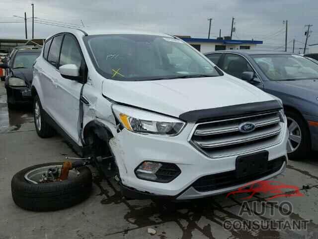 FORD ESCAPE 2017 - 1FMCU0GD0HUC24881