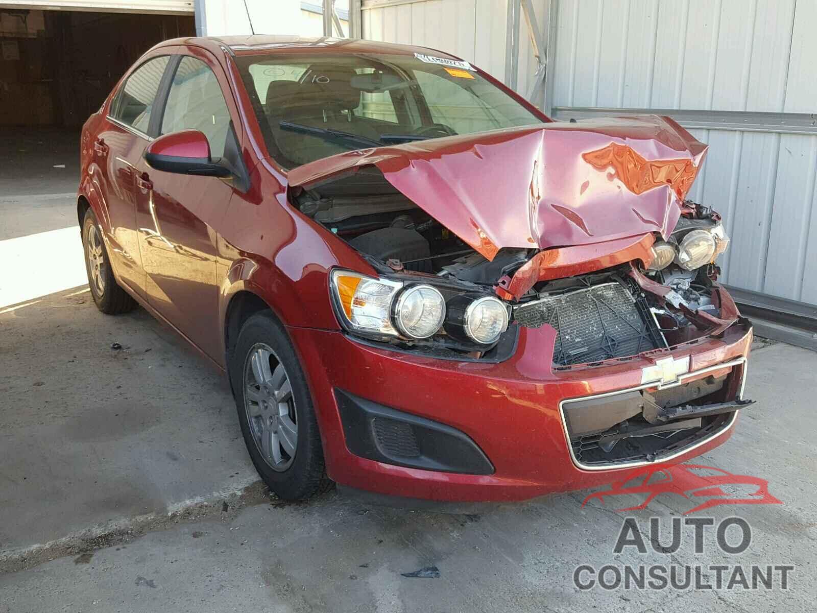 CHEVROLET SONIC 2015 - 1G1JC5SH1F4163374