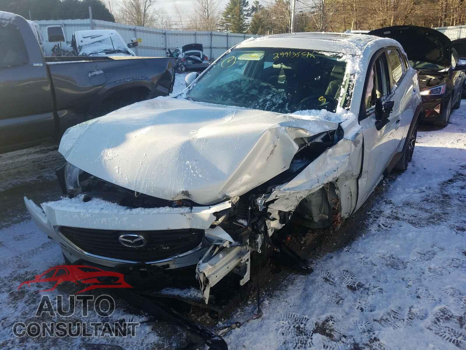 MAZDA CX-3 2017 - JM1DKFC76H0143358