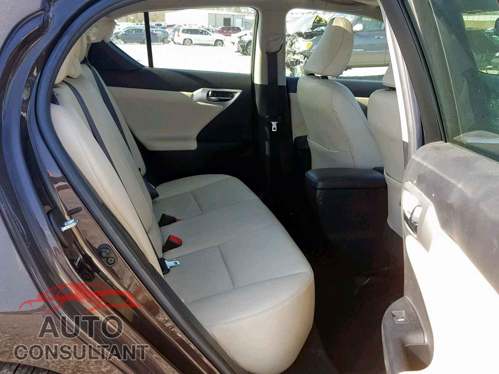 LEXUS CT 200 2013 - JTHKD5BHXD2147111