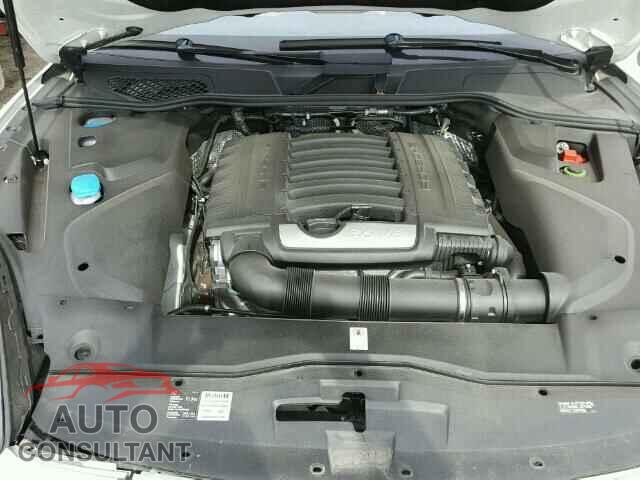 PORSCHE CAYENNE 2016 - WP1AA2A26GLA01786