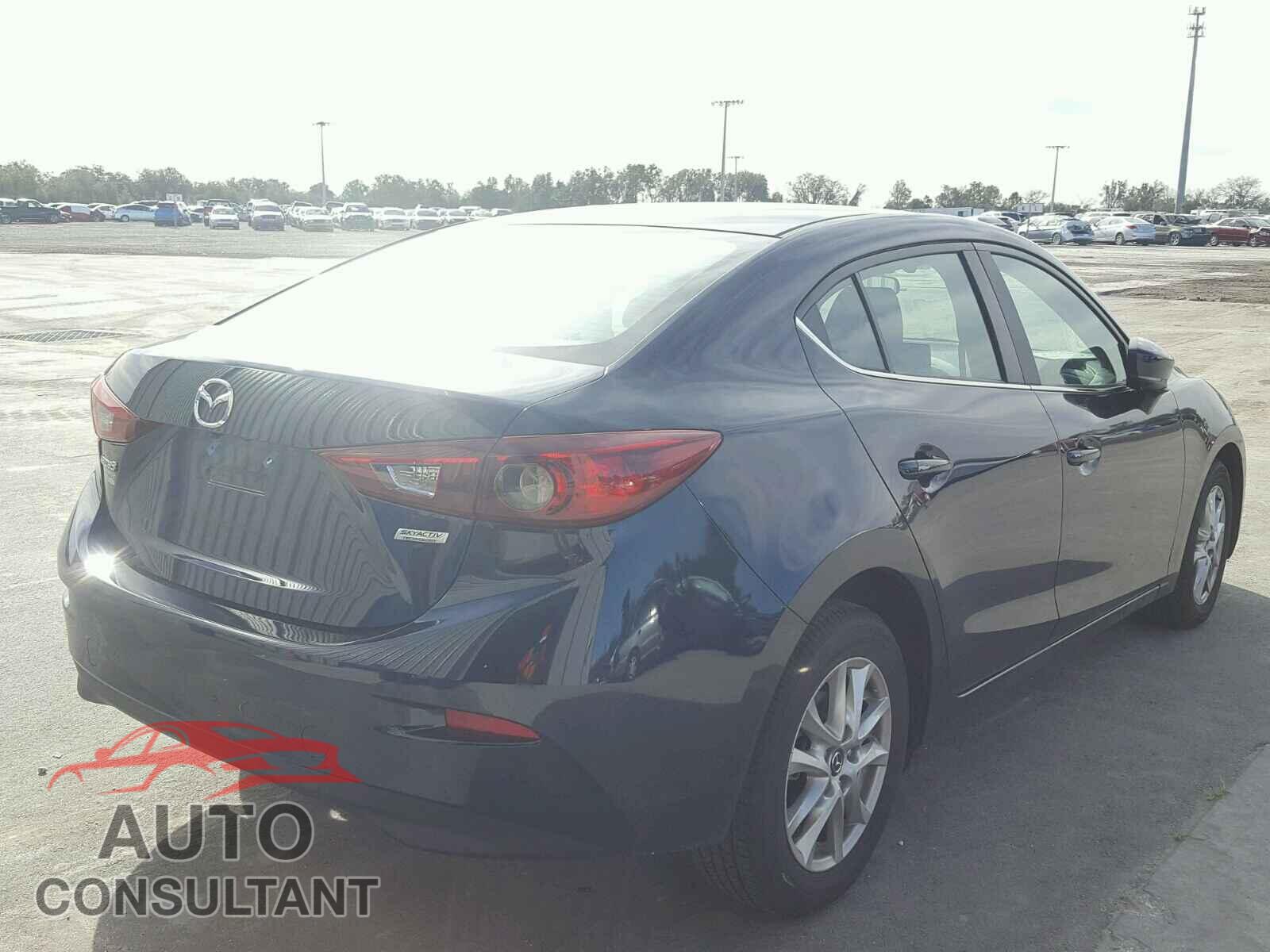 MAZDA 3 2017 - 3MZBN1U77HM131925
