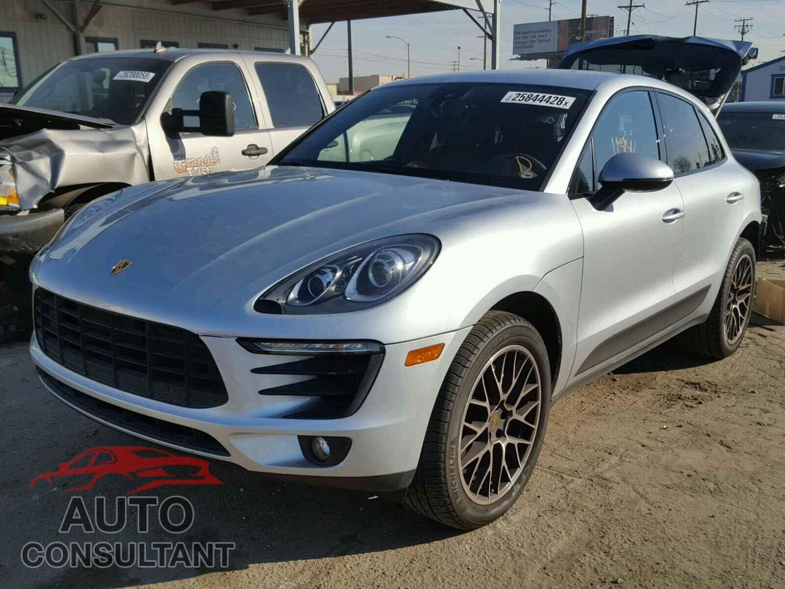 PORSCHE MACAN 2015 - WP1AB2A5XFLB61417