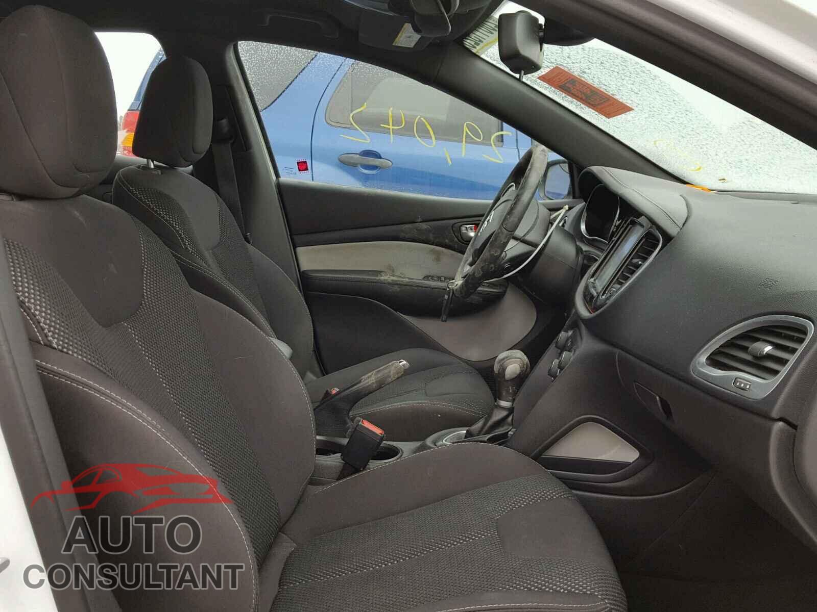 DODGE DART 2015 - 1C3CDFBB1FD200832