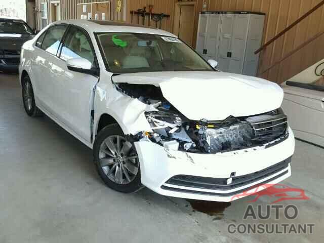 VOLKSWAGEN JETTA 2016 - 3VWD67AJXGM265772