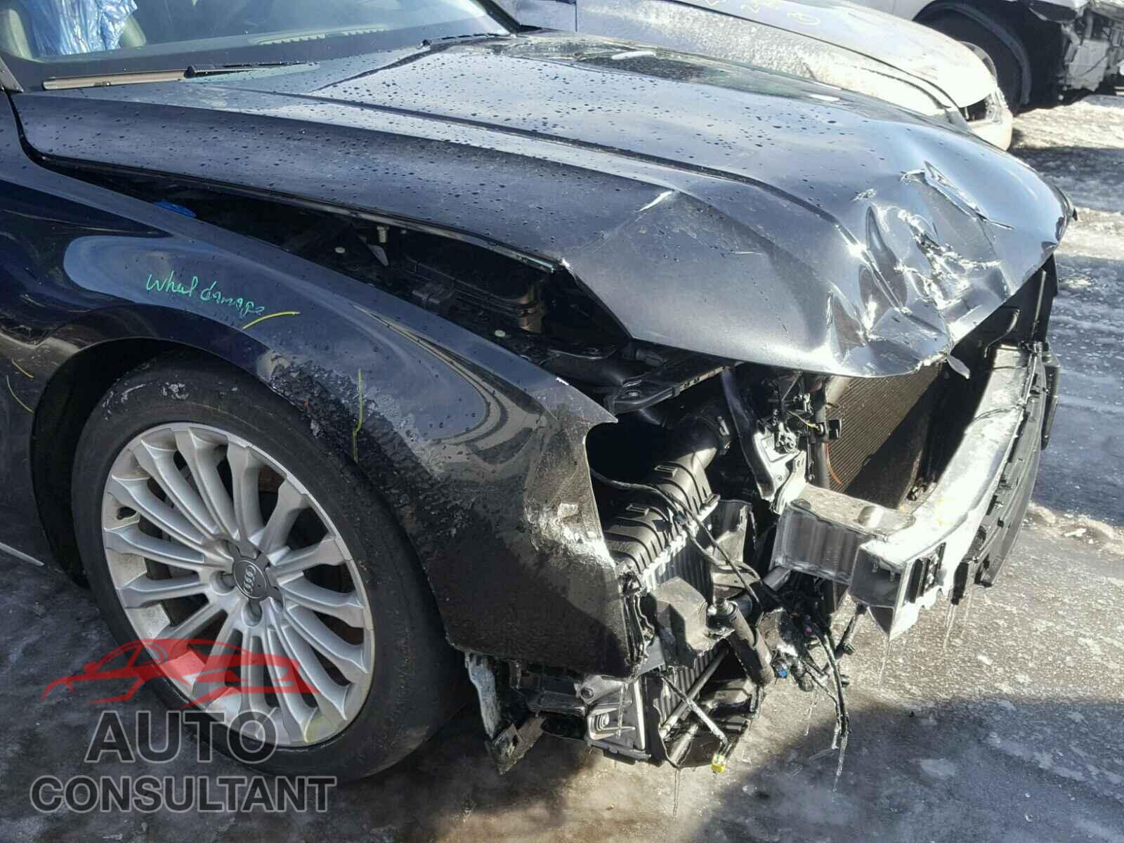 AUDI A8 2015 - WAU3MAFD2FN014993