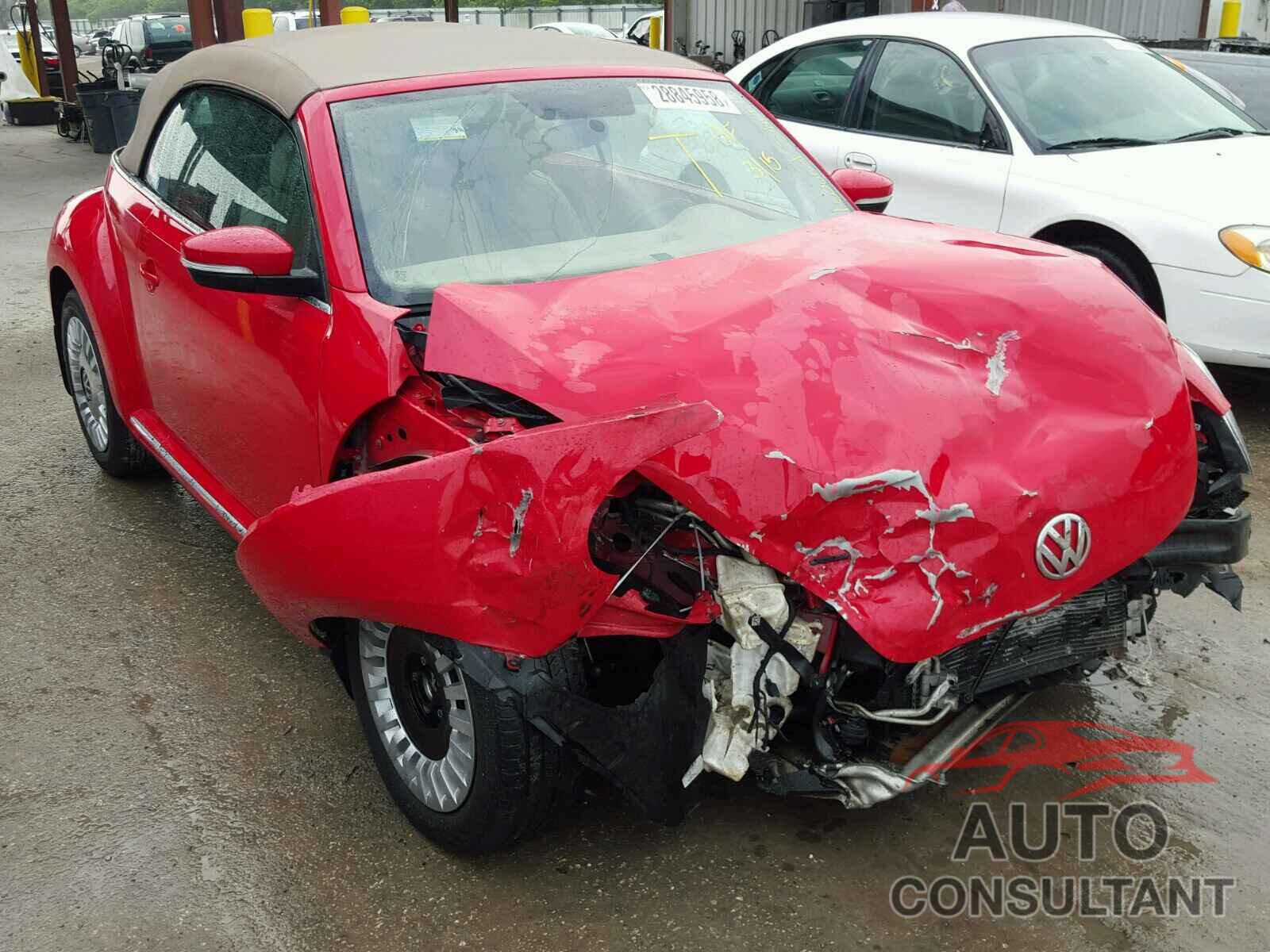 VOLKSWAGEN BEETLE 2015 - 3VW517ATXFM803941