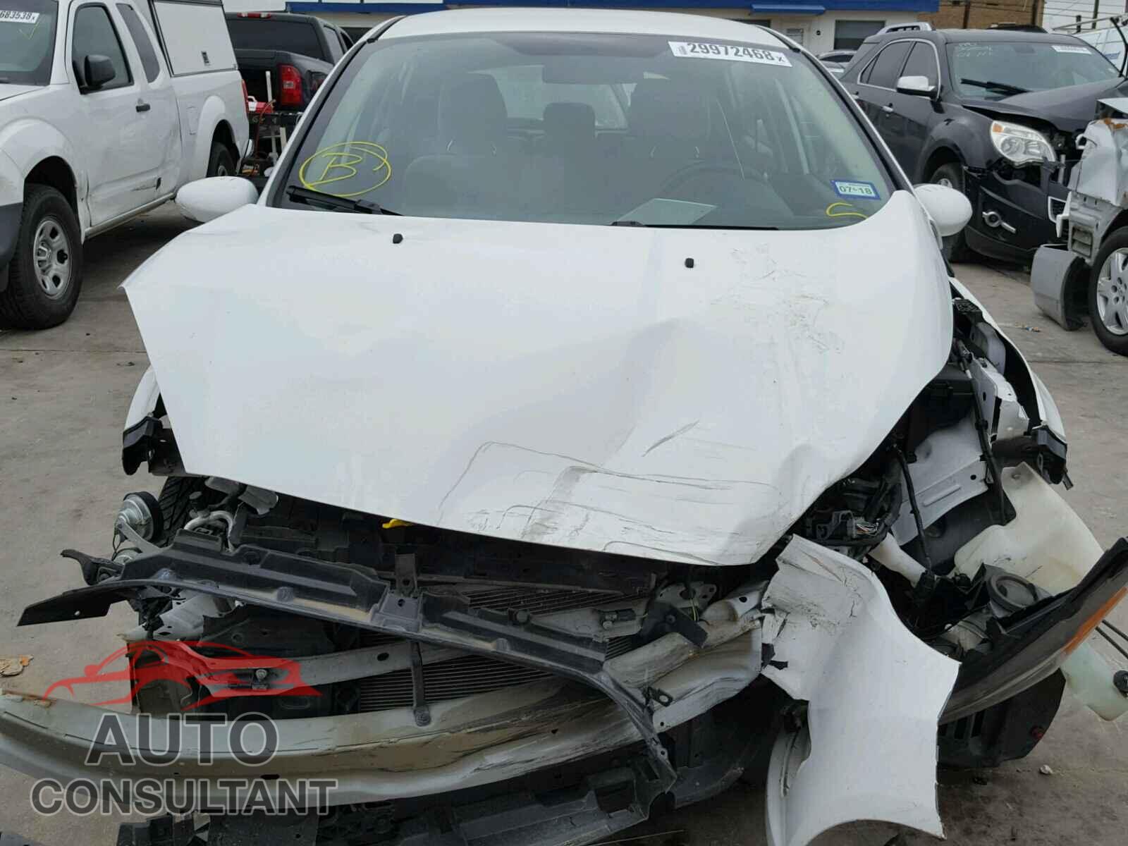 FORD FIESTA 2016 - 3FADP4EJ0GM120724