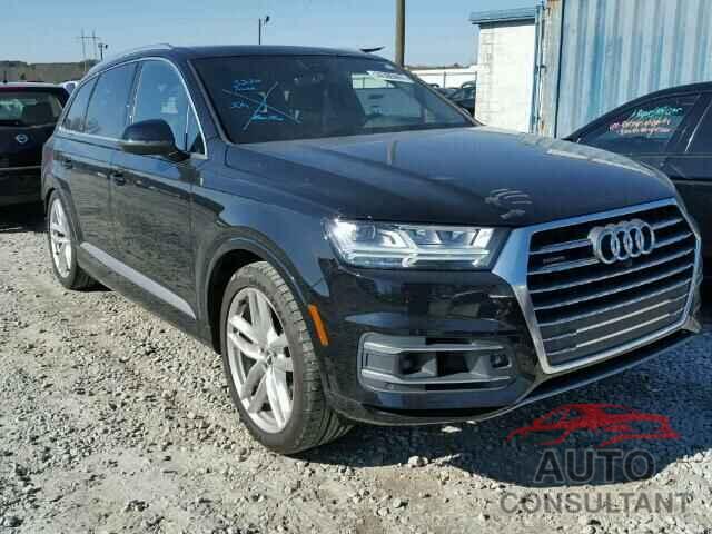 AUDI Q7 2017 - WA1VAAF72HD003946