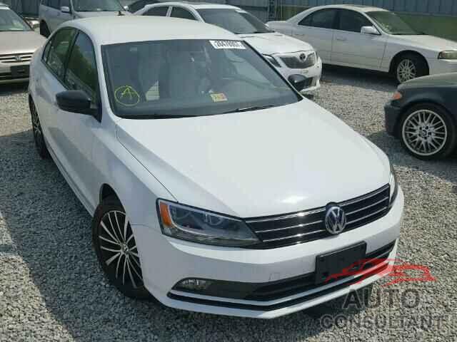 VOLKSWAGEN JETTA 2016 - 3VWD17AJ1GM331690