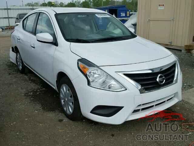 NISSAN VERSA 2015 - 3N1CN7AP3FL810739