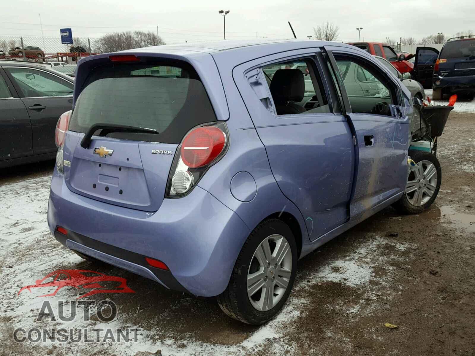 CHEVROLET SPARK 2015 - KL8CD6S96FC708687